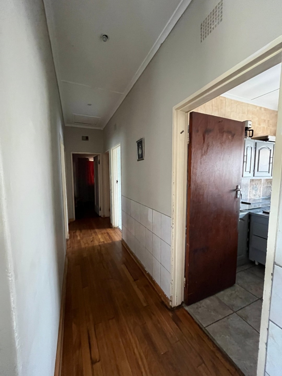 To Let 3 Bedroom Property for Rent in Bothasrus Eastern Cape